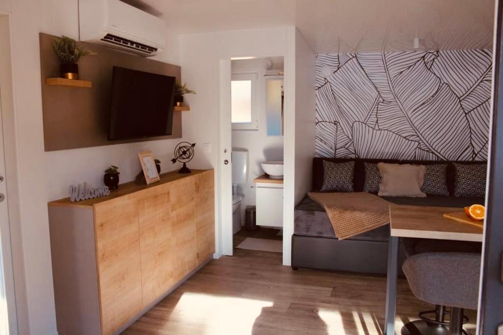 Mobile Home Peponi Del Mar, Brand New Biograd Na Moru Exterior photo